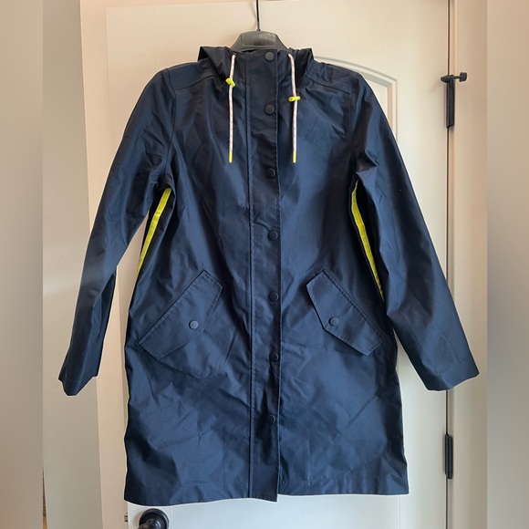 Boden Wells Navy Waterproof Hooded Coat 4 Reg - Picture 4 of 8